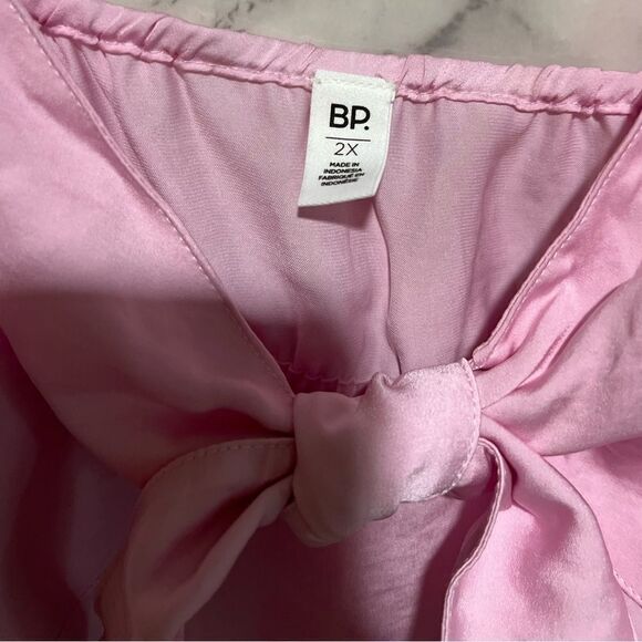 BP. Bow detail tank top size 2X - Picture 3 of 9
